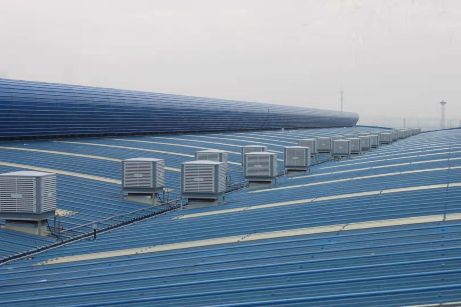 vandtætte vandspidser til luftkøler installeret på taget